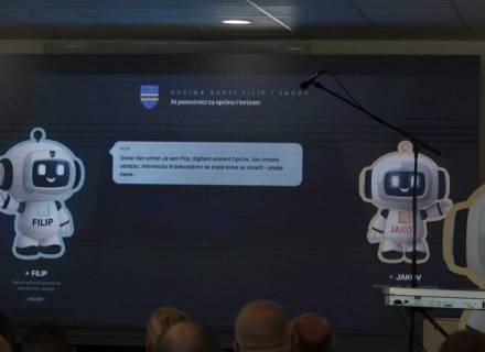 Prikaz videosimulacije razgovora AI asistenata Općine i TZ-a - Filipa i Jakova